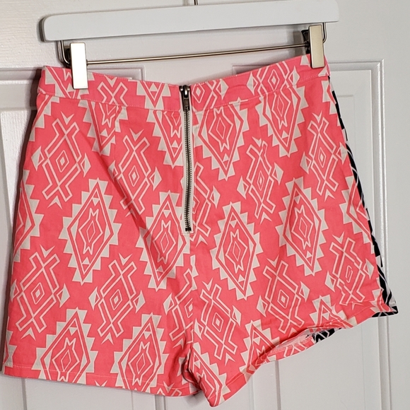 Flying Tomato Summer Neon Pink Print Bootie Boho Festival Shorts Beach JR Large - Picture 4 of 13
